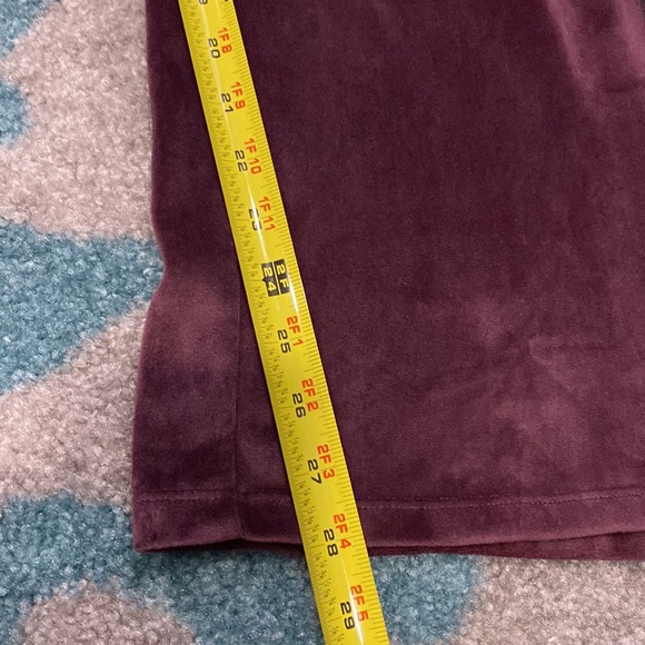📣 SALE!! Women’s velour plum purple pajama bottoms - Picture 4 of 5